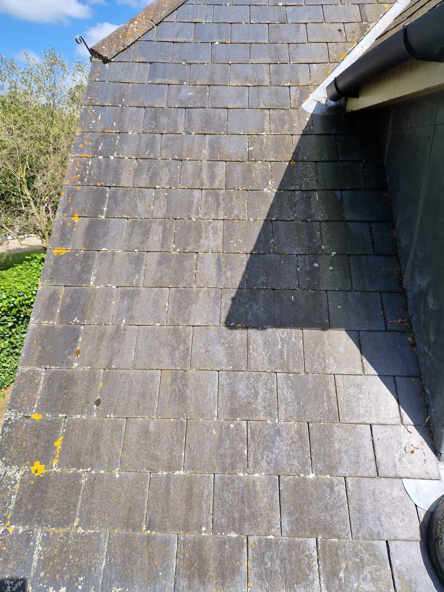 Roof Tile Cleaning Cambridgeshire