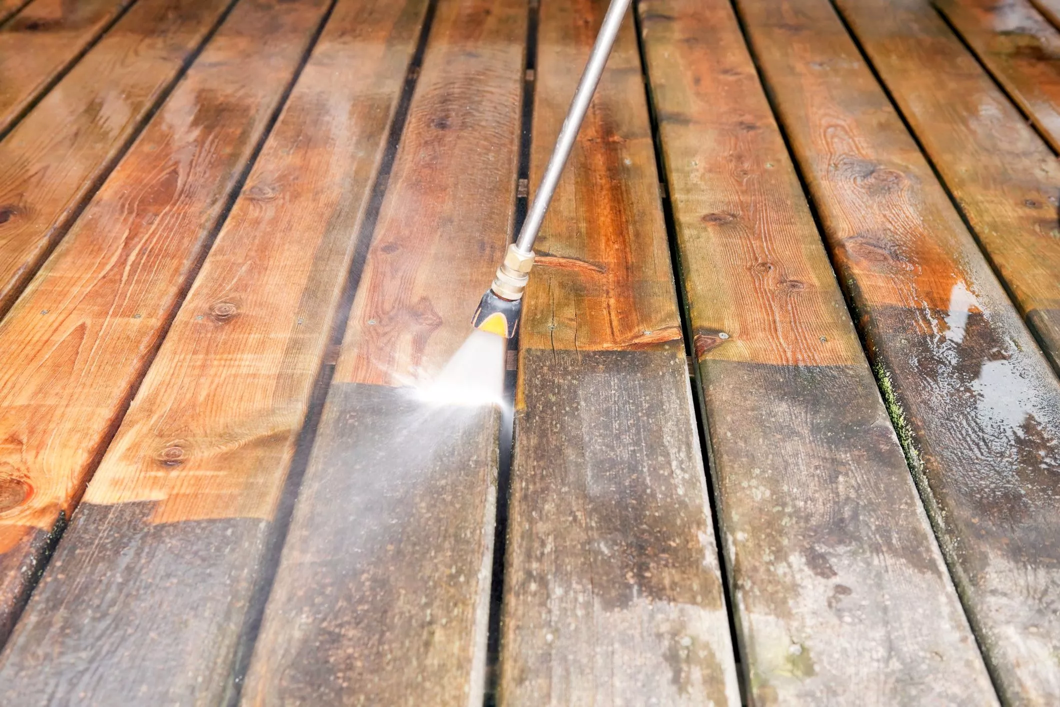 Deck Cleaning in Thetford