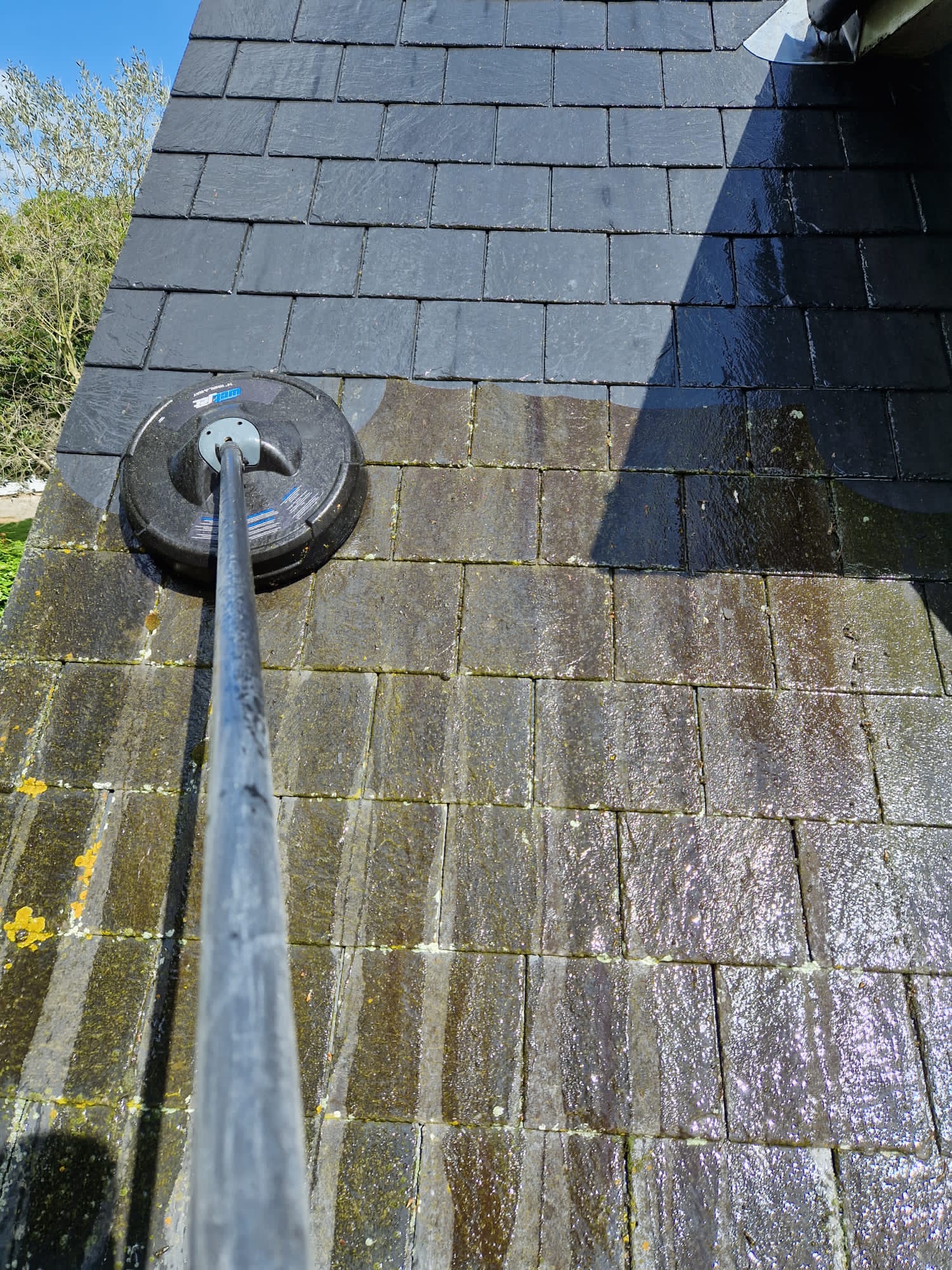 Roof Pressure Washing Cambridgeshire